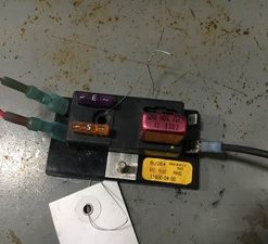 15600-04-00 Fuse Box Ford