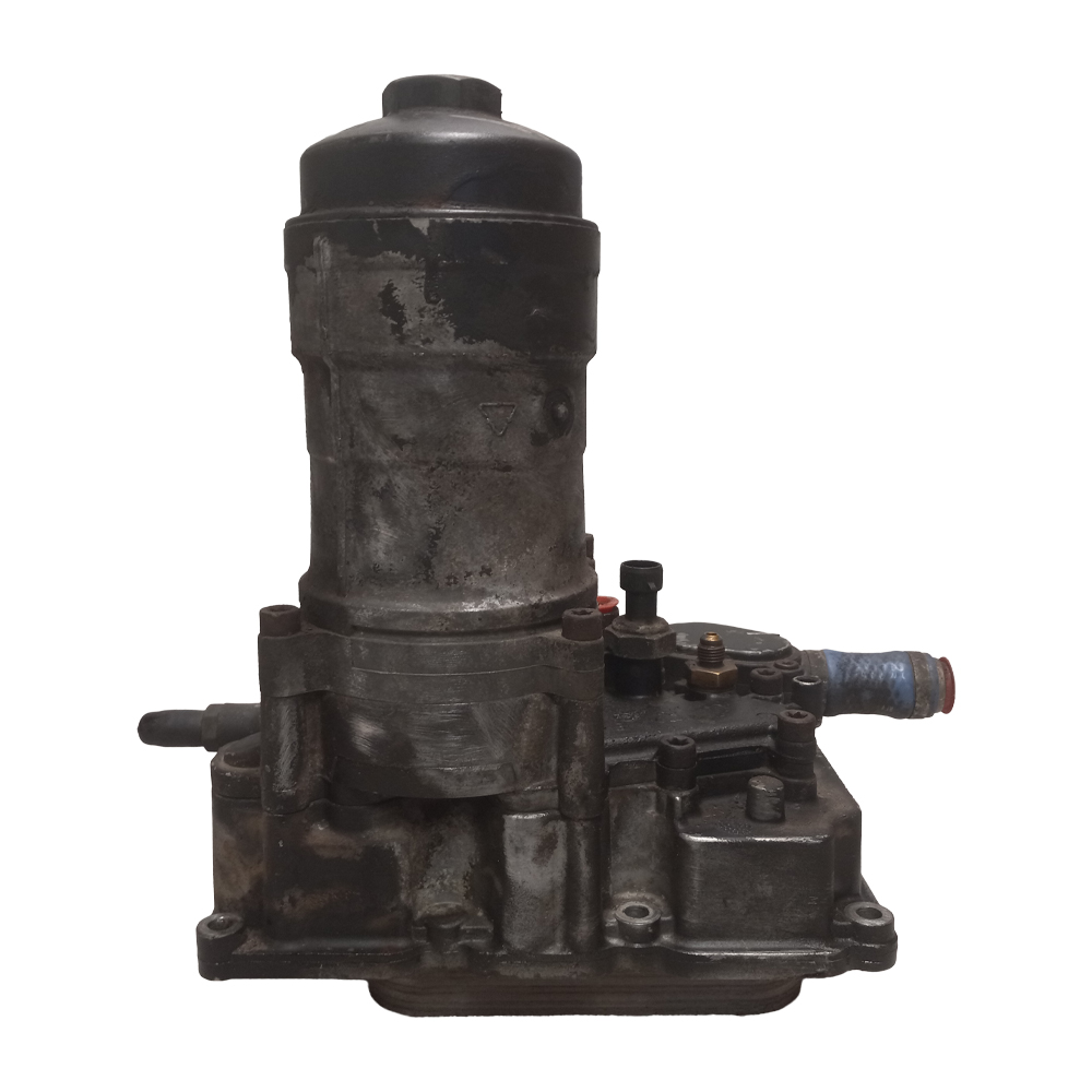 DA2251549 Engine Oil Cooler International VT365 - Quality Bus
