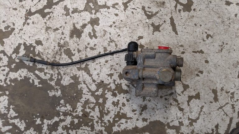 T-110047-A Brake Valve Relay Bendix - Quality Bus & Truck Parts