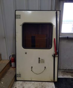 2209070C3 Handicap lift door International CE
