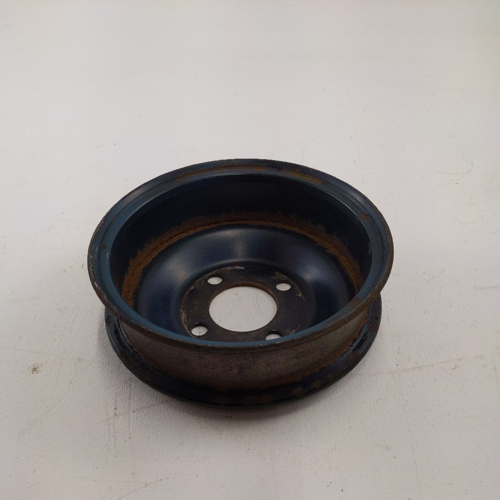 1818129C2 Water Pump Pulley International T444E - Quality